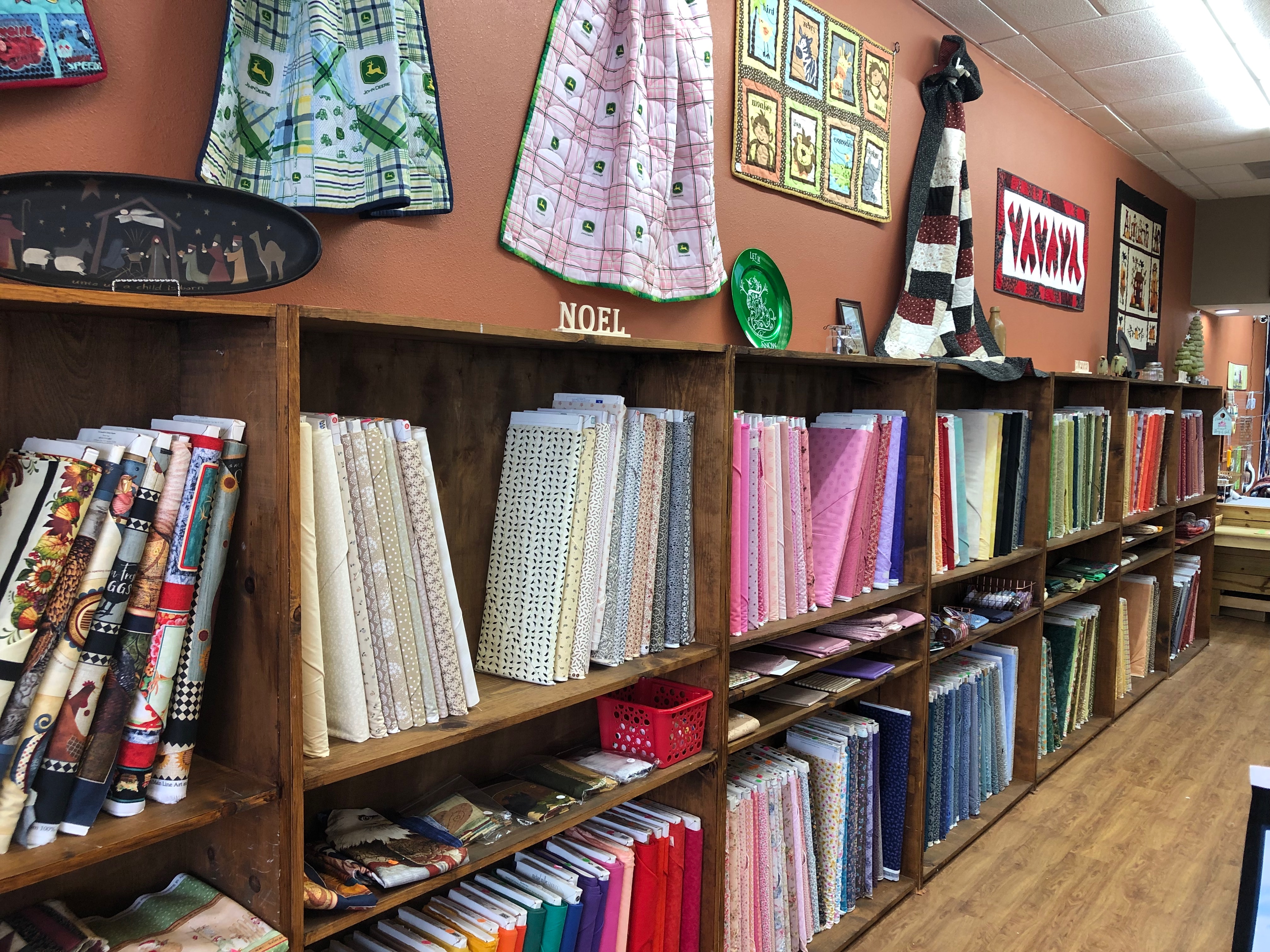Homestead Fabrics and Quilts shop image