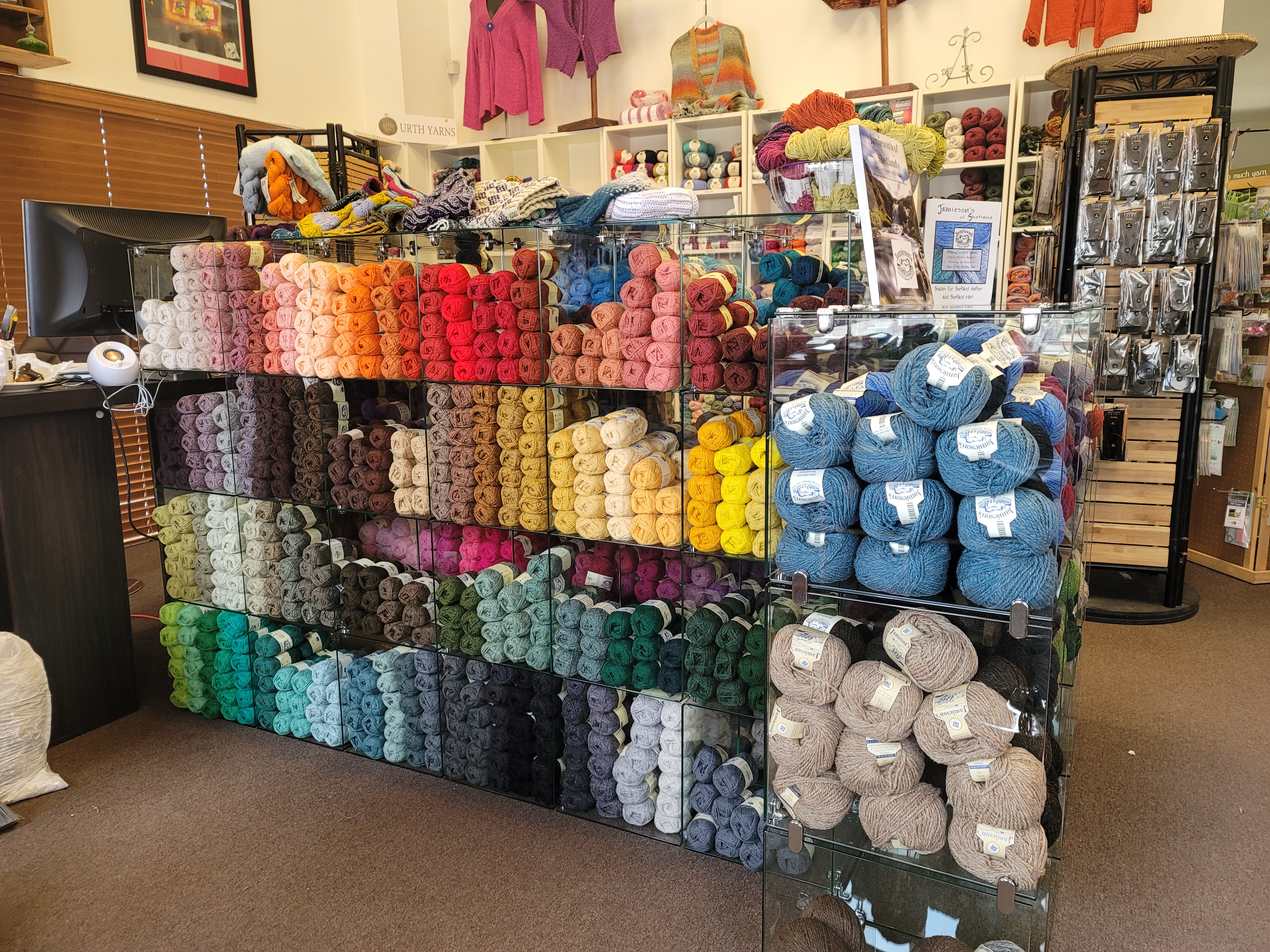 Looking Glass Yarn & Gifts shop image